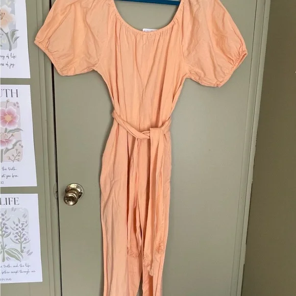 NWT Free People Off-Shoulder Nalani Jumpsuit in Light Orange Sz S - Picture 2 of 12